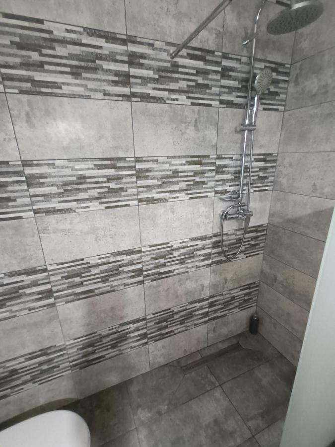Revolution Apartment Baia Mare Exterior photo