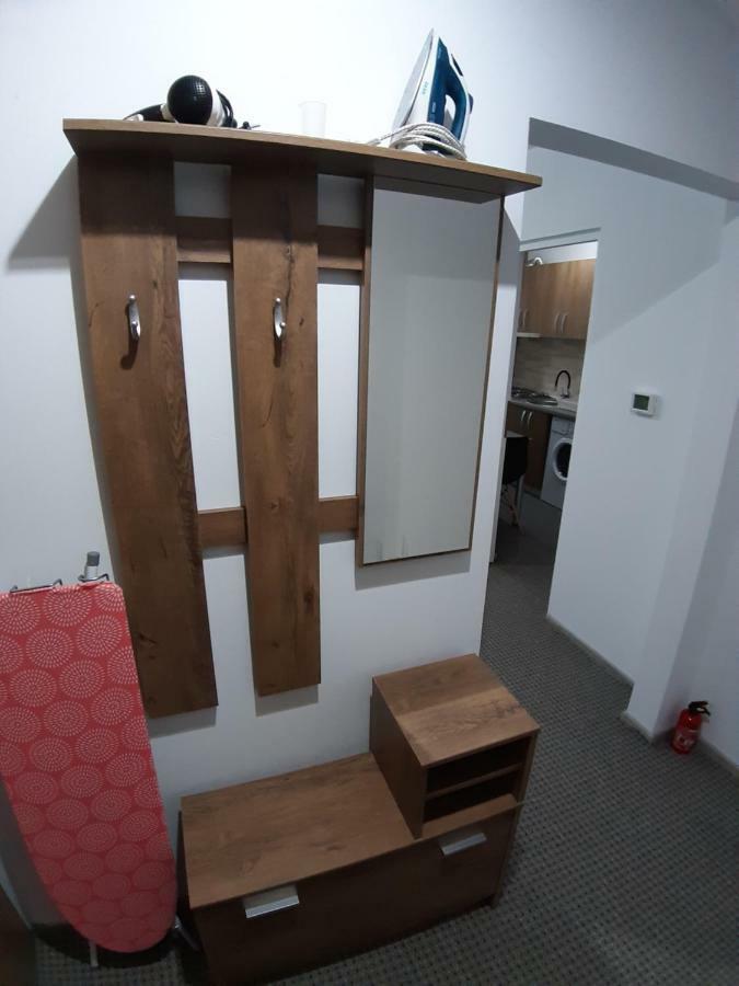 Revolution Apartment Baia Mare Exterior photo